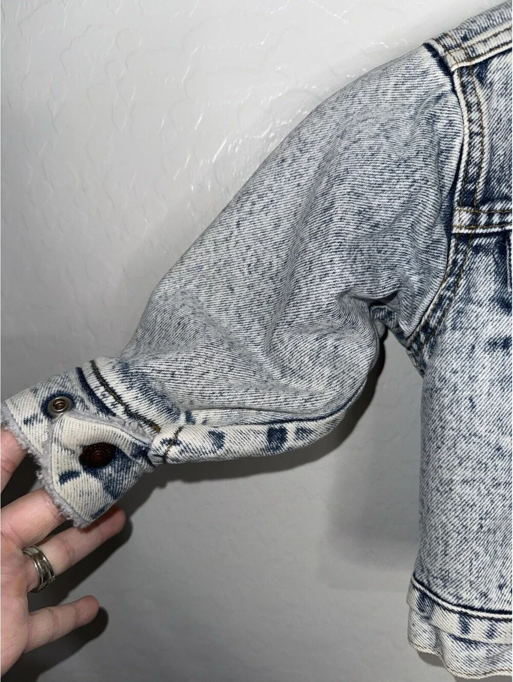 Vintage Levi’s Acid Wash Denim Jacket Size 3T black/ Silver Tab 80-90s Jean